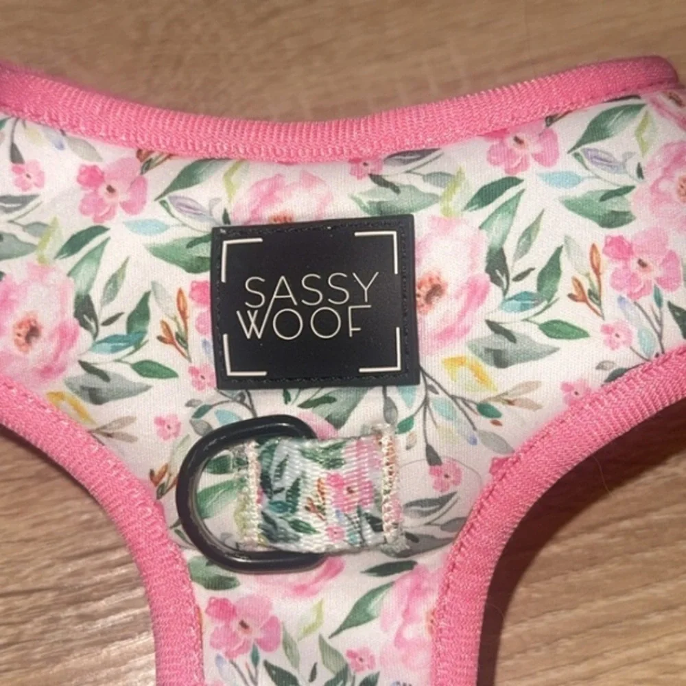 Sassy Woof Pink Floral Magnolia Dog Harness‎ Size Medium